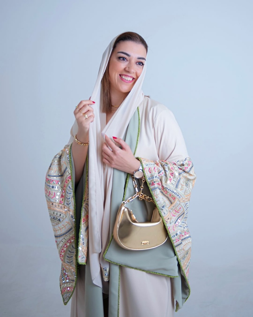لمار عبايه