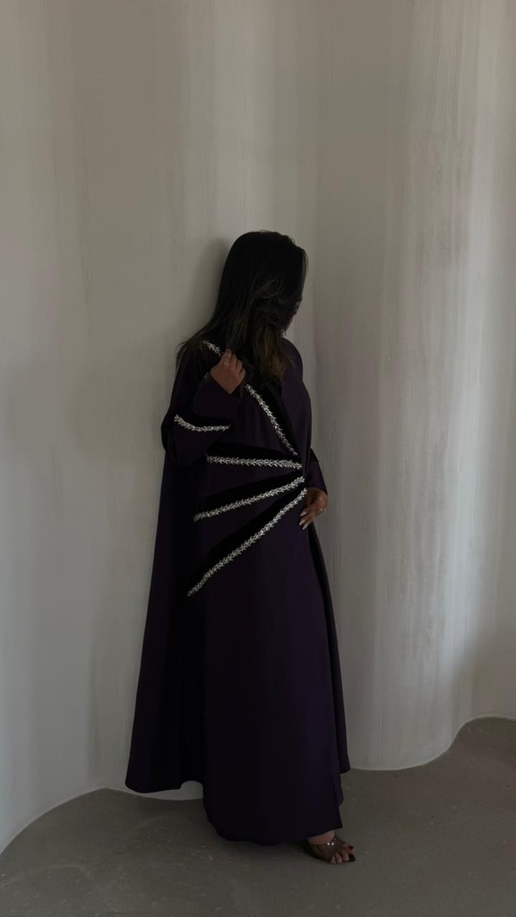 عباية سَنار (52, سهرة)