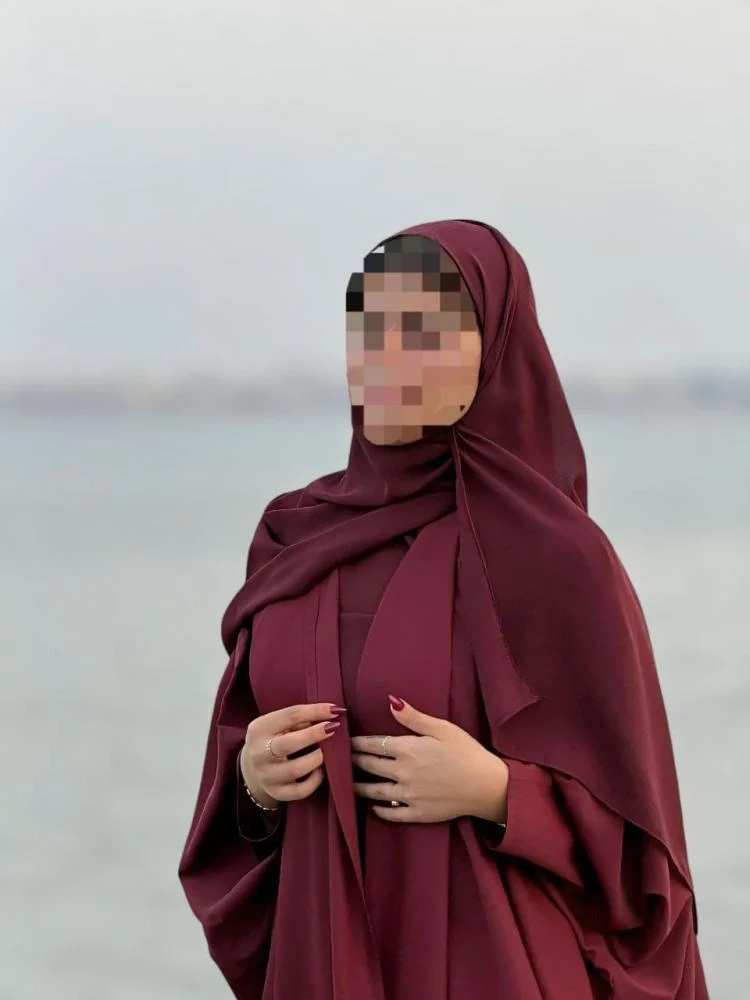حُمرة ملكية (52, سفر)