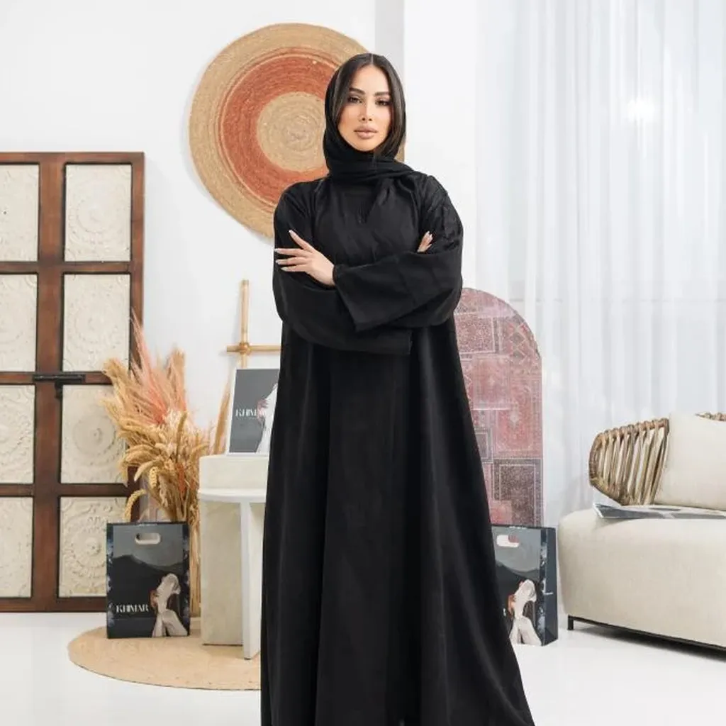 سواد الليل وهدوء النقوش الهندسية (52, دوام)