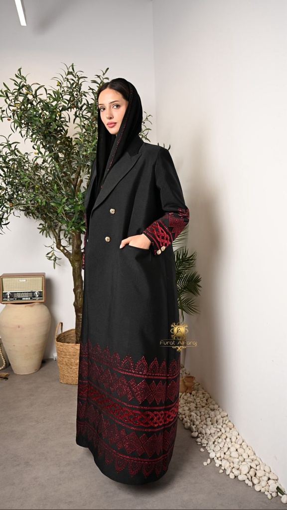 عباية سوداء فاخرة بتطريز أحمر (48, دوام)