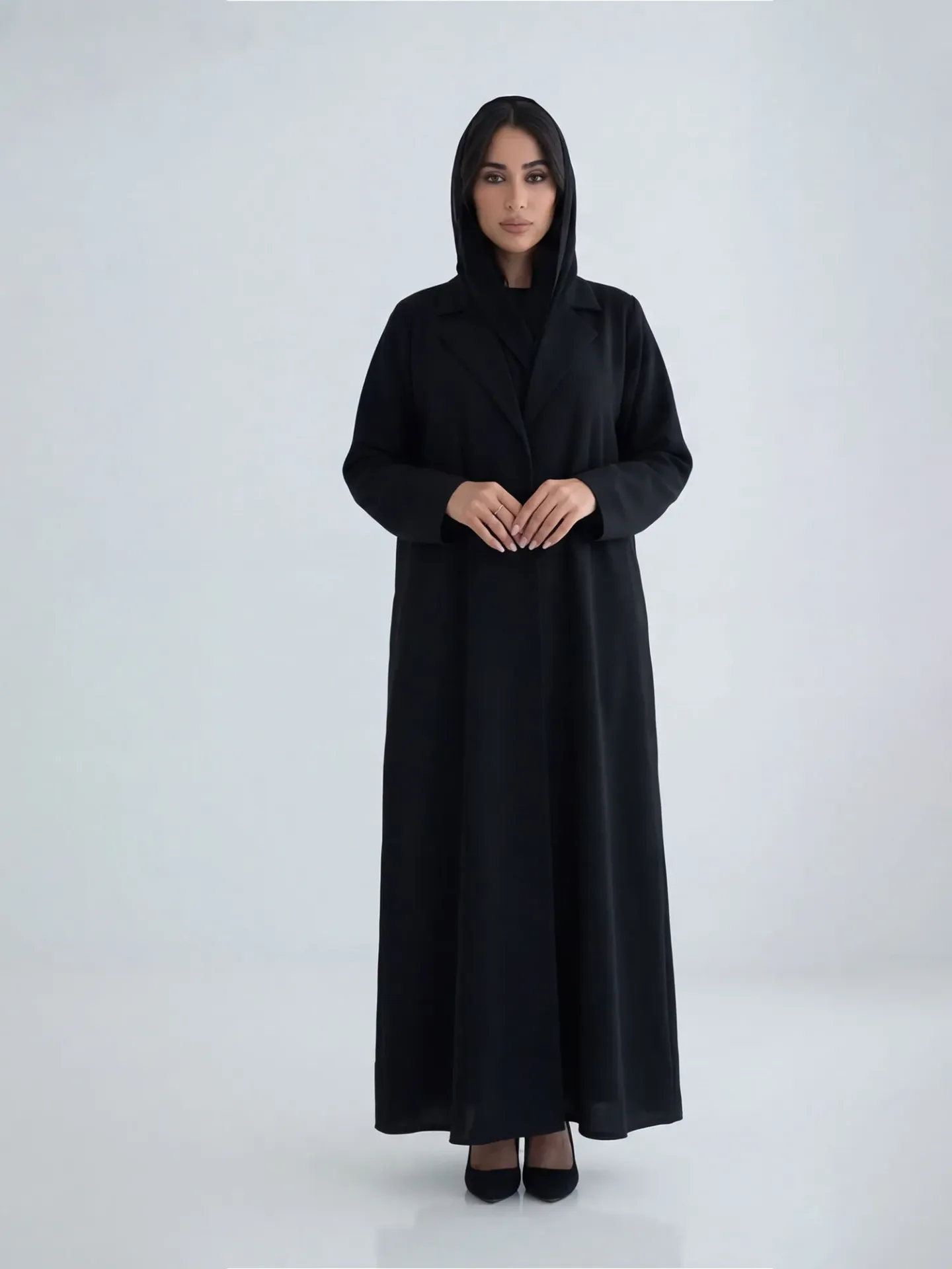 العباية السوداء الرائعة،