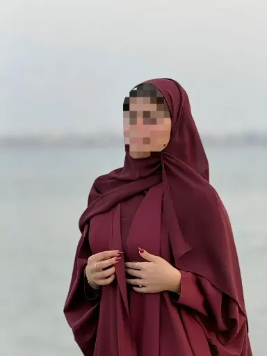 Royal Red Abaya