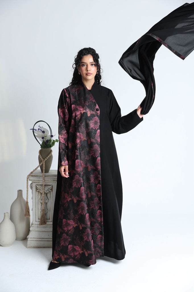 عباية جاكار مع كريب اسود